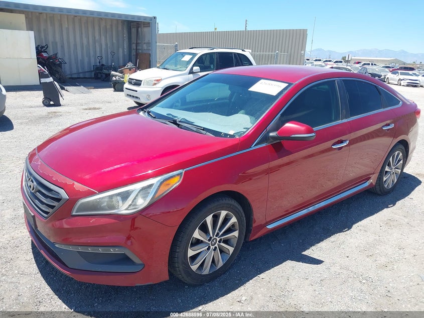 2015 HYUNDAI SONATA VIN: 5NPE34AF1FH109831