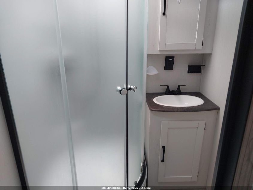 2024 Puma Palomino 35' Bumper Pull VIN: 4X4TPUH22RP102128 Lot: 42688664