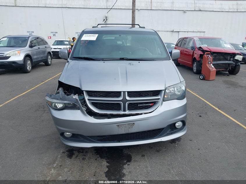 2016 Dodge Grand Caravan R/T VIN: 2C4RDGEG6GR235142 Lot: 42688905