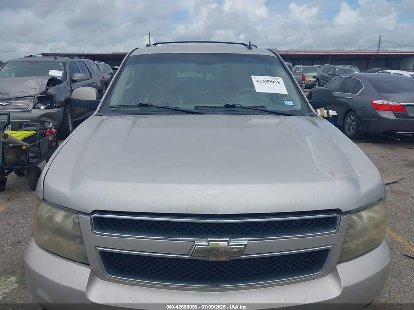 2009 Chevrolet Suburban 1500 Lt2 VIN: 1GNFC26049R222531 Lot: 42689058