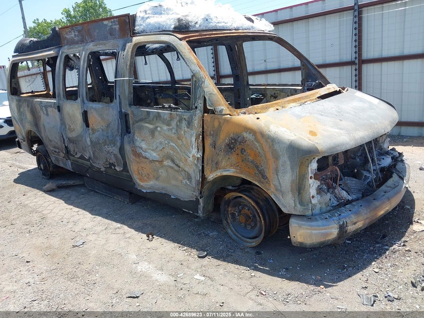 1998 Chevrolet Express black van gasoline 1GAGG29R6W1084991 photo #1