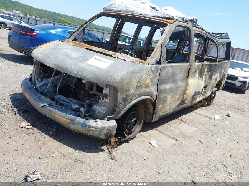 1998 Chevrolet Express black van gasoline 1GAGG29R6W1084991 photo #3