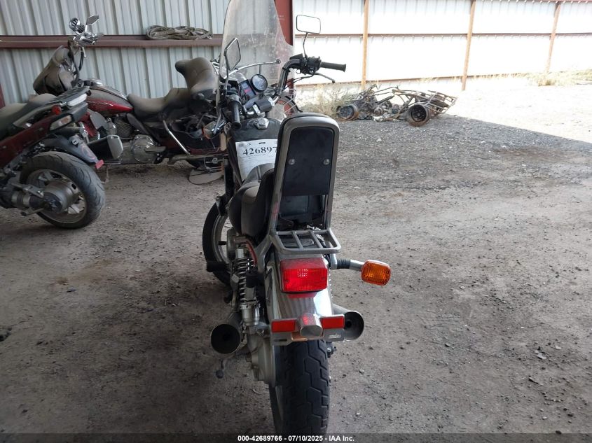 1984 Honda Vf700 C VIN: JH2RC2104EM003709 Lot: 42689766