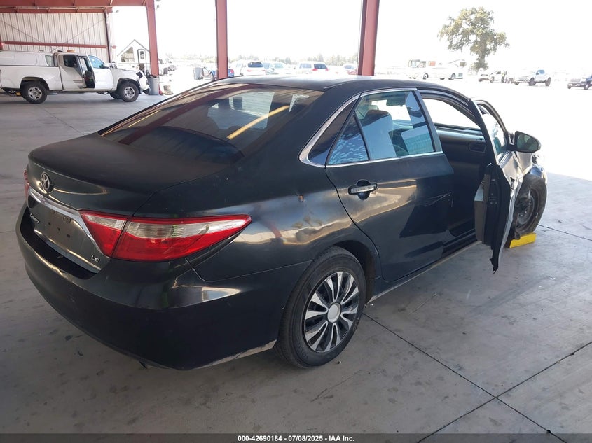 4T1BF1FK9FU075654 2015 TOYOTA CAMRY photo no. 4