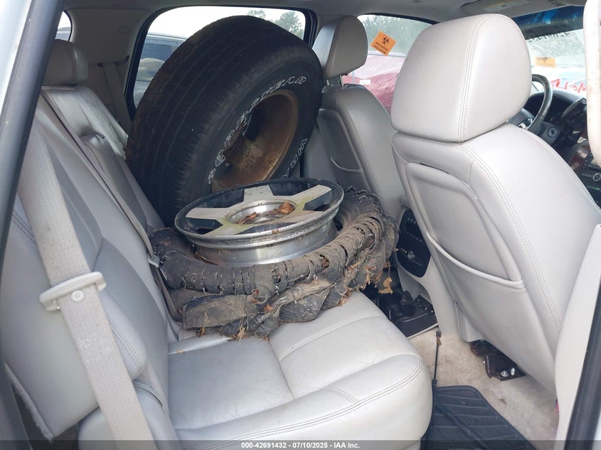 2007 Chevrolet Tahoe Ltz VIN: 1GNFC13J07J153453 Lot: 42691432