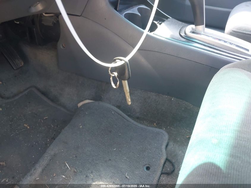 2005 Honda Civic Lx VIN: 2HGES16695H615698 Lot: 42692285