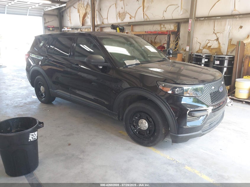 Vin: 1fm5k8ab8ngb78778, lot: 43185954, ford police interceptor 2022 img_1