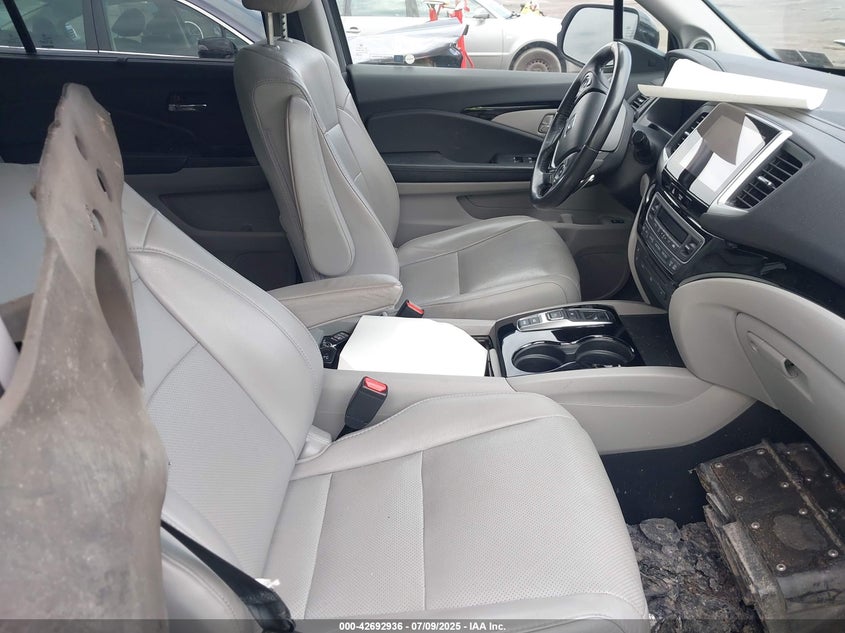 2017 HONDA PILOT ELITE - 5FNYF6H07HB008876