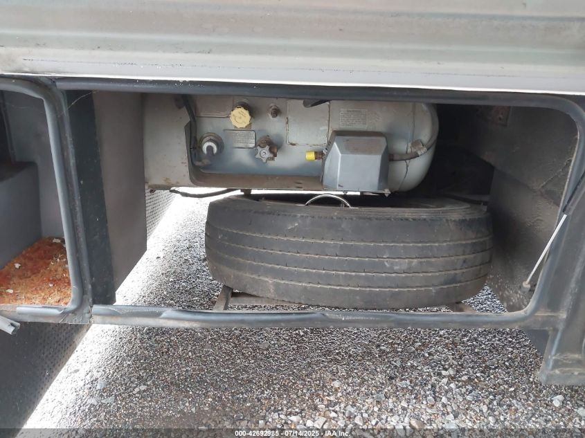 2002 Ford F550 Super Duty Stripped Chass VIN: 1FCNF53S820A02158 Lot: 42692985