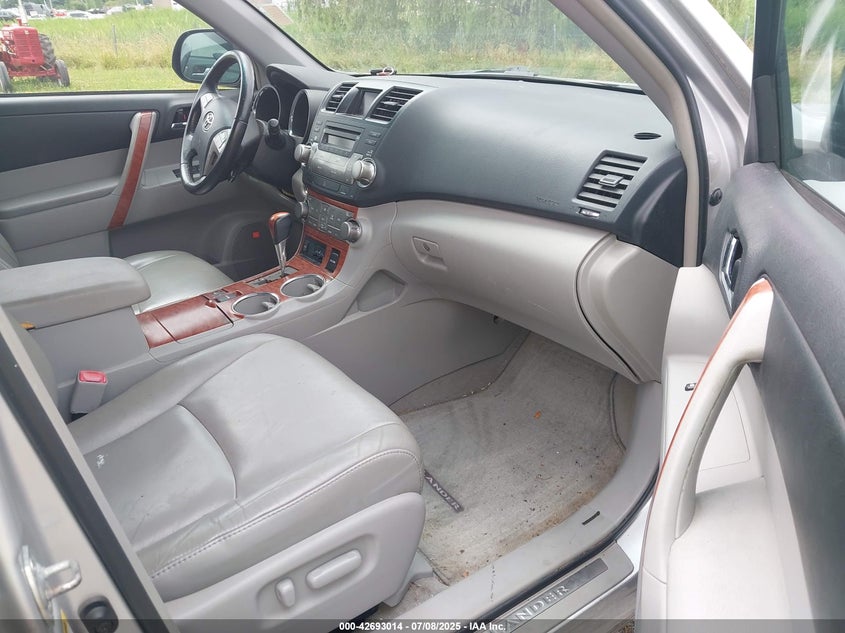 2010 TOYOTA HIGHLANDER VIN: 5TDDK3EH6AS025205