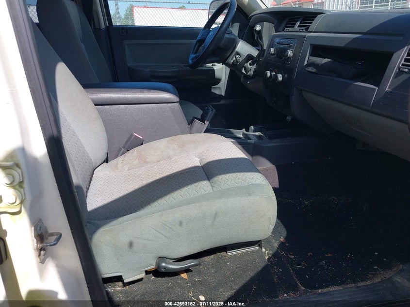 2009 DODGE DAKOTA VIN: 1D3HW38PX9S789626