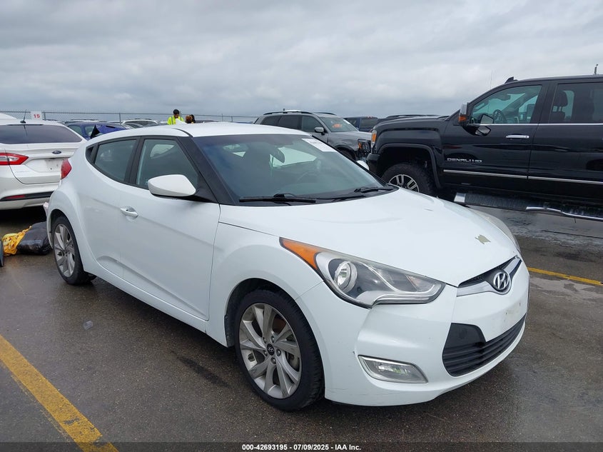 KMHTC6AD7HU304774 2017 Hyundai Veloster auction photo 1