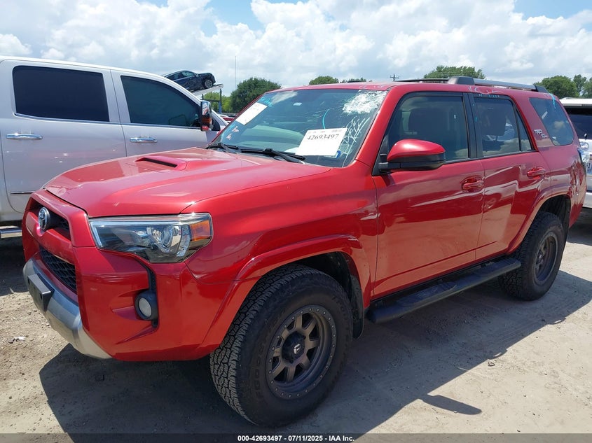 2018 TOYOTA 4RUNNER TRD OFF ROAD - JTEBU5JR8J5609327