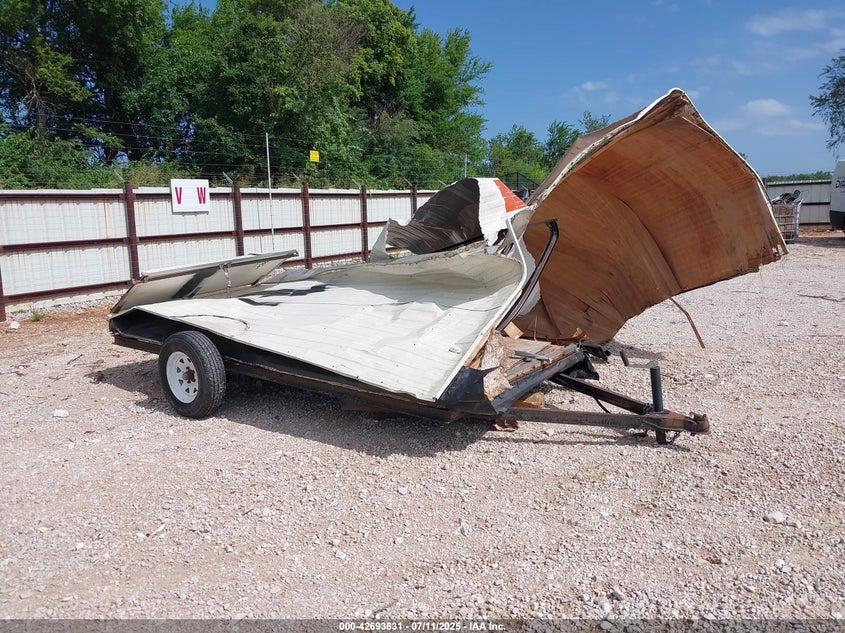 1JW300D1XR1C30883 1994 Utility Trailer Mfg Other auction photo 1