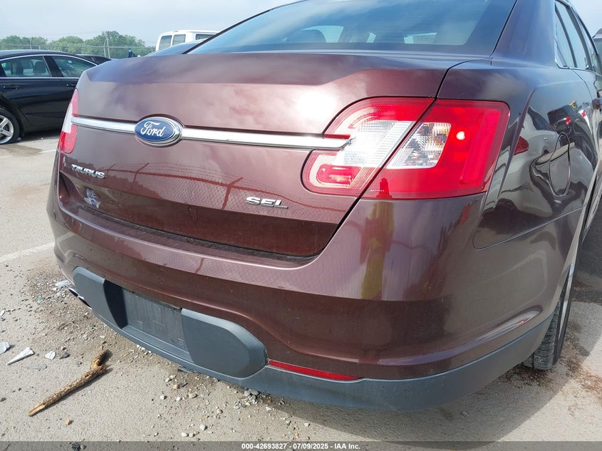 2010 FORD TAURUS VIN: 1FAHP2EW0AG157193