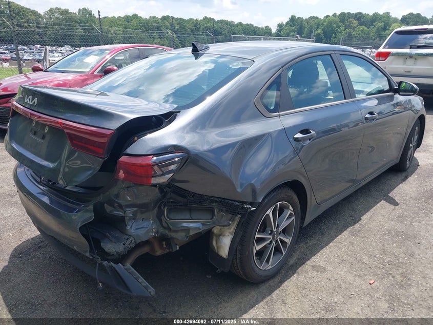 2022 KIA FORTE LXS - 3KPF24AD5NE417853