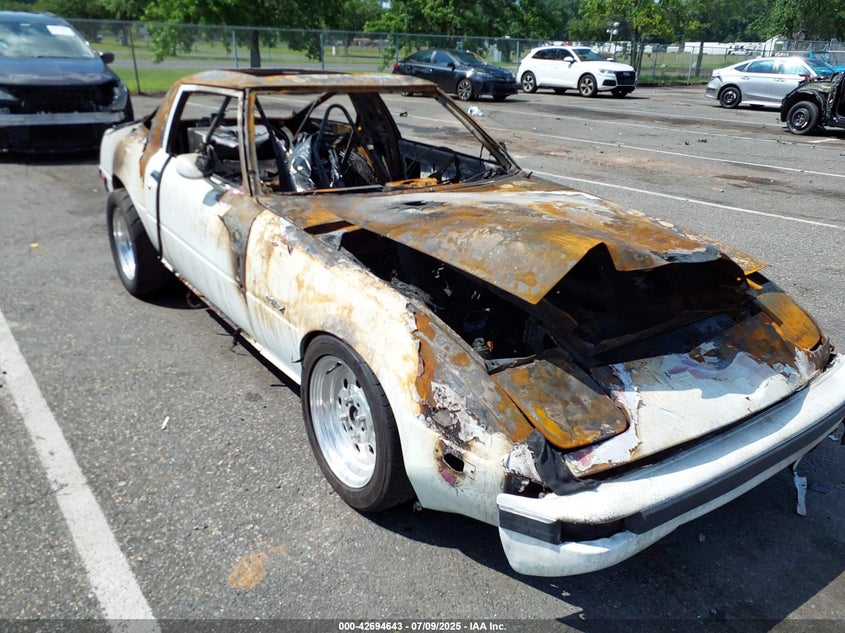 JM1FB3317F0888880 1985 Mazda Rx7 12A auction photo 1