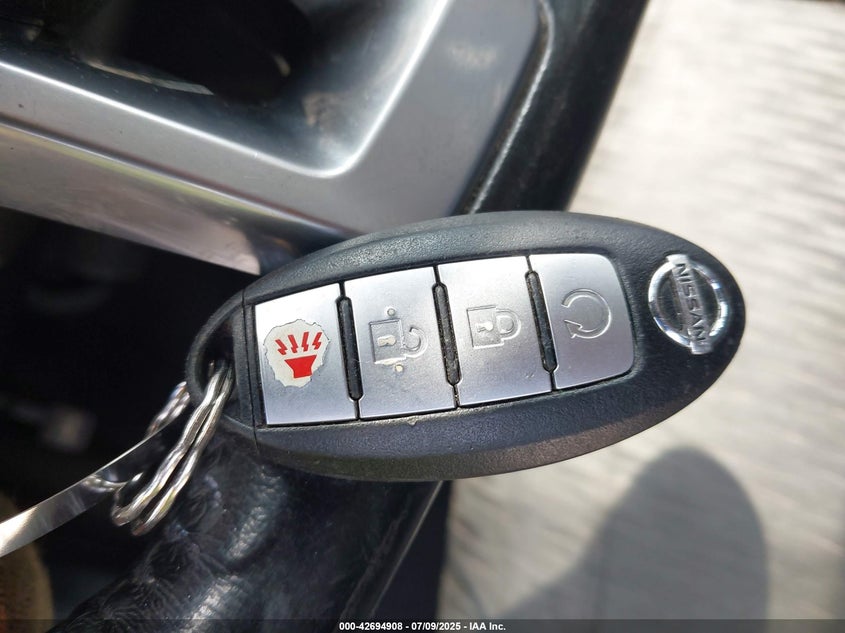 2017 NISSAN ROGUE SV - JN8AT2MV0HW000705