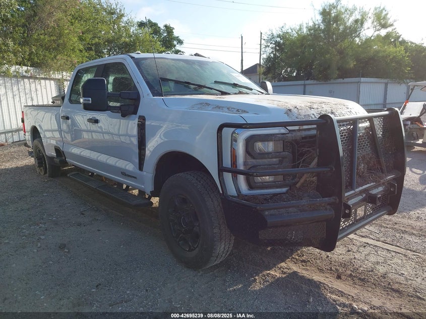 2025 FORD F-350  (VIN: 1FT8W3BT1SEC86859)