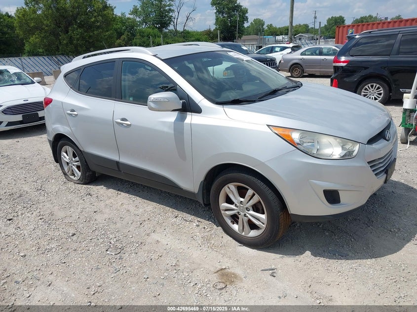 2012 HYUNDAI TUCSON VIN: KM8JU3AC4CU525722