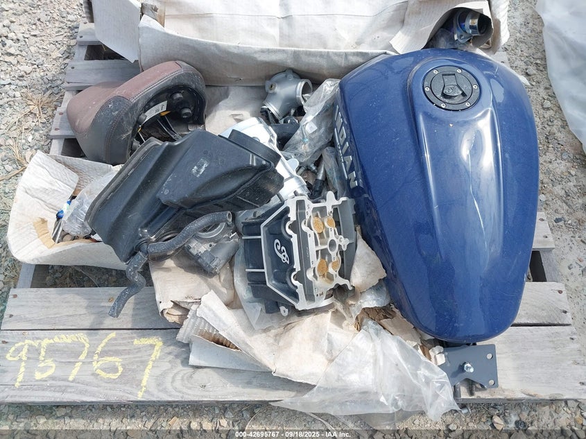 2023 INDIAN MOTORCYCLE CO. SCOUT BOBBER ABS 56KMTA009P3197610