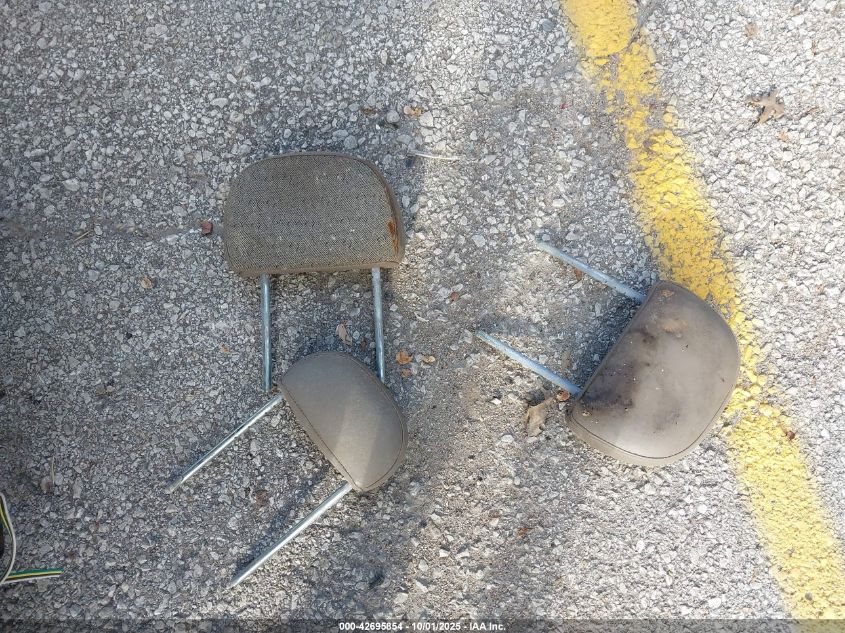 2003 Ford Explorer Xls VIN: 1FMZU72K43ZB41300 Lot: 42695854