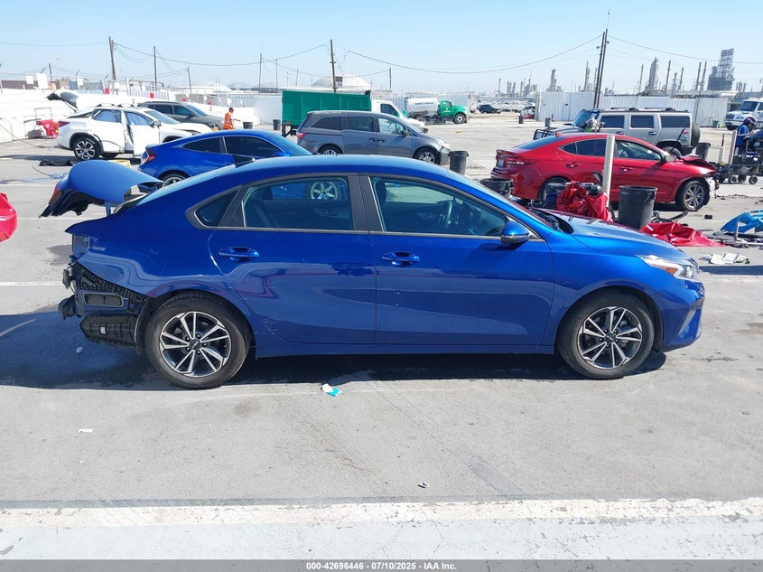 2023 KIA FORTE LXS - 3KPF24AD5PE571370