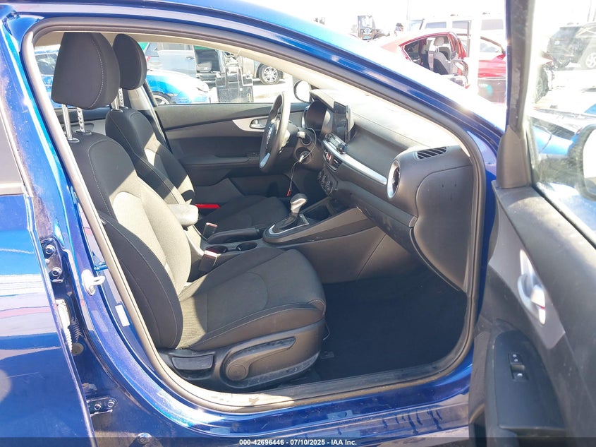 2023 KIA FORTE LXS - 3KPF24AD5PE571370