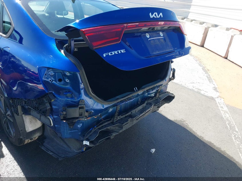 2023 KIA FORTE LXS - 3KPF24AD5PE571370