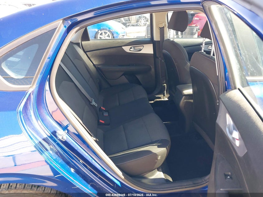 2023 KIA FORTE LXS - 3KPF24AD5PE571370