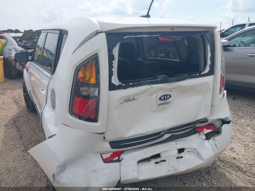 2011 Kia Soul + VIN: KNDJT2A25B7725921 Lot: 42696467