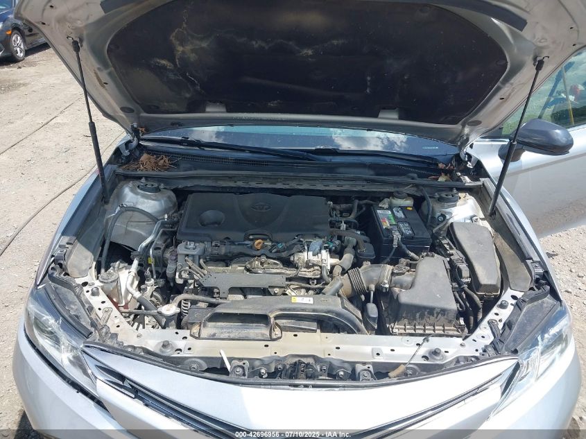 2018 Toyota Camry Le VIN: 4T1B11HK1JU078813 Lot: 42696956