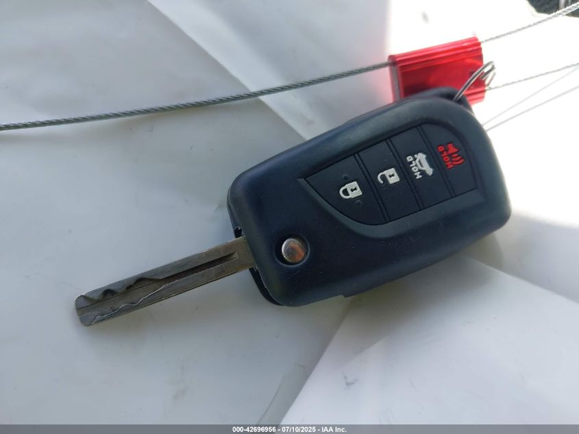 2018 Toyota Camry Le VIN: 4T1B11HK1JU078813 Lot: 42696956