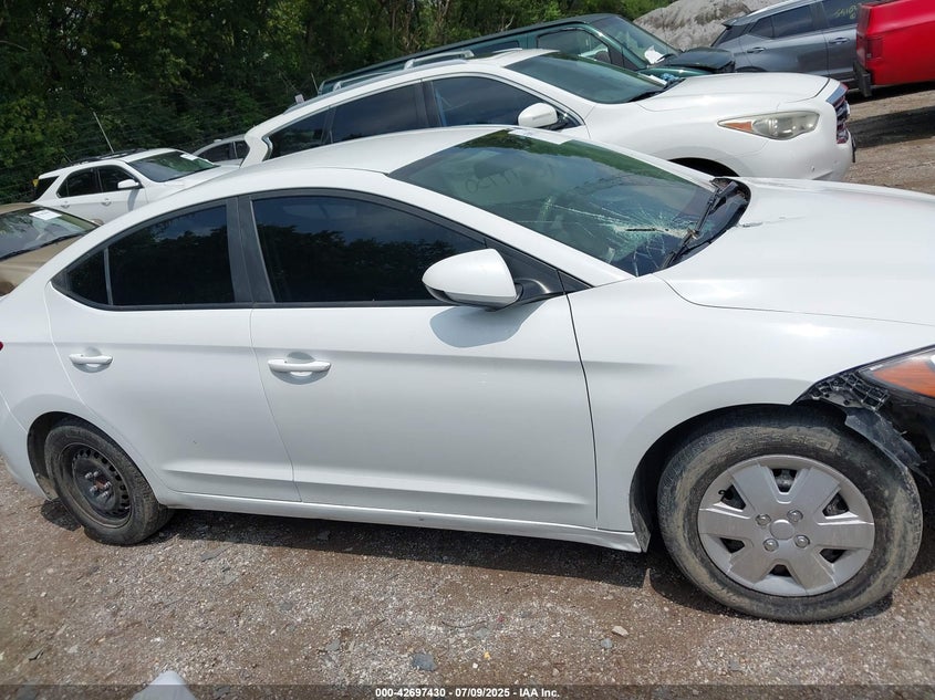 2017 HYUNDAI ELANTRA SE - 5NPD74LF3HH179704