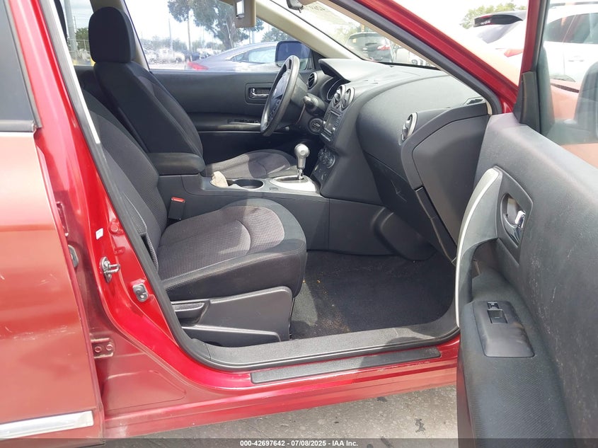 2013 NISSAN ROGUE VIN: JN8AS5MT8DW006748