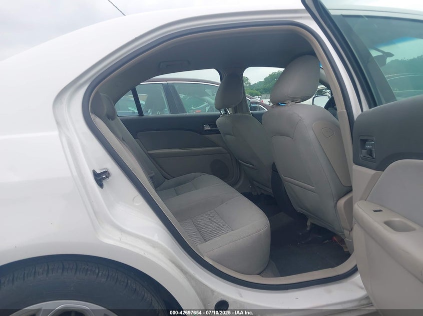 2010 Ford Fusion Se VIN: 3FAHP0HA6AR308972 Lot: 42697654