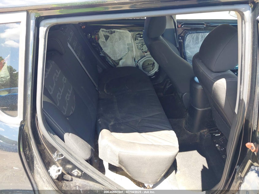 2013 KIA SOUL + - KNDJT2A61D7617236