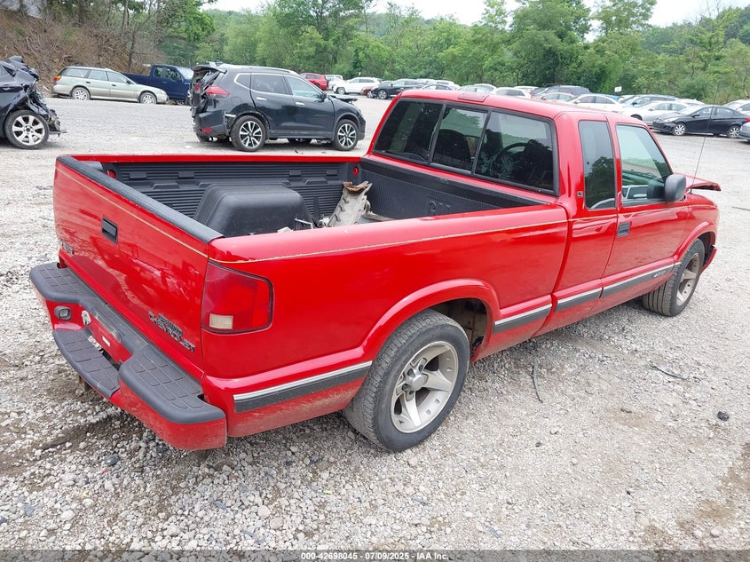 1GCCS19W618170127 2001 CHEVROLET S-10 PICKUP photo no. 4