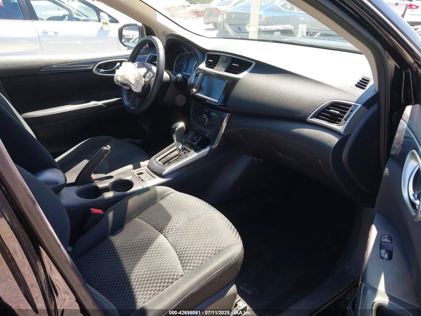 VIN 3N1AB7AP1KY322578 2019 NISSAN SENTRA SR