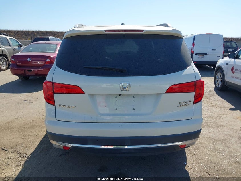 2018 HONDA PILOT VIN: 5FNYF6H96JB042005