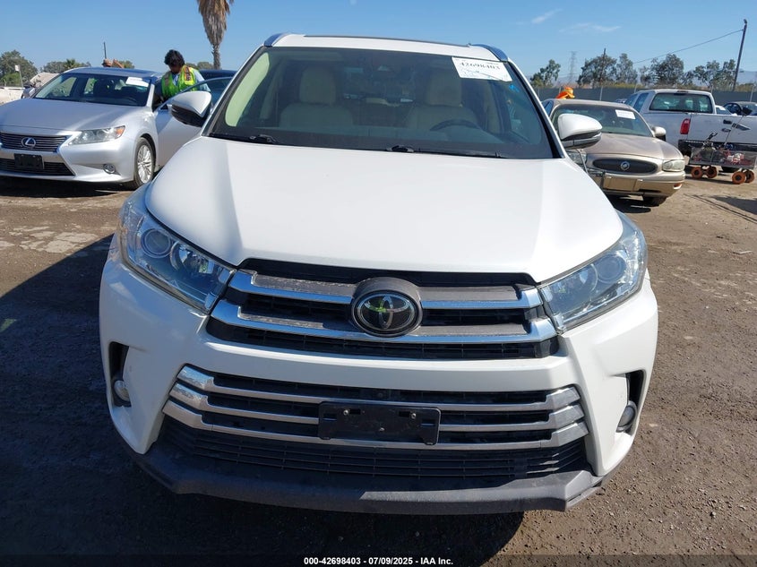 2018 TOYOTA HIGHLANDER LIMITED PLATINUM - 5TDYZRFH7JS264597