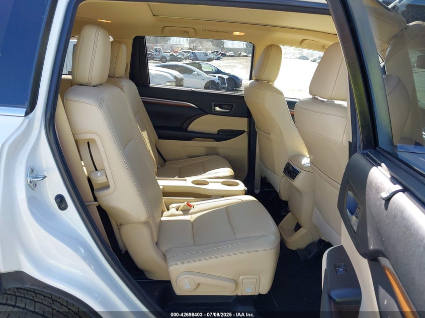 2018 TOYOTA HIGHLANDER LIMITED PLATINUM - 5TDYZRFH7JS264597