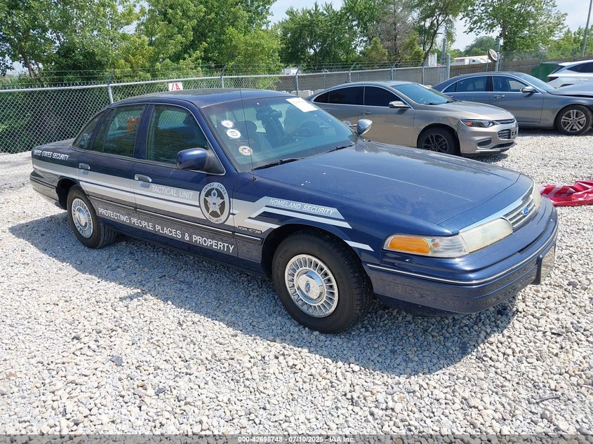 2FALP71W6RX151112 1994 Ford Crown Victoria Police Interceptor auction photo 1