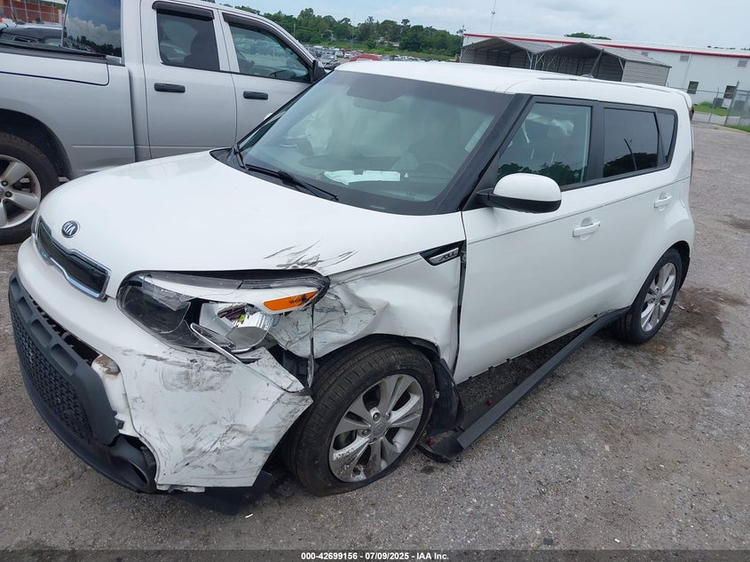 2015 KIA SOUL + - KNDJP3A53F7147974