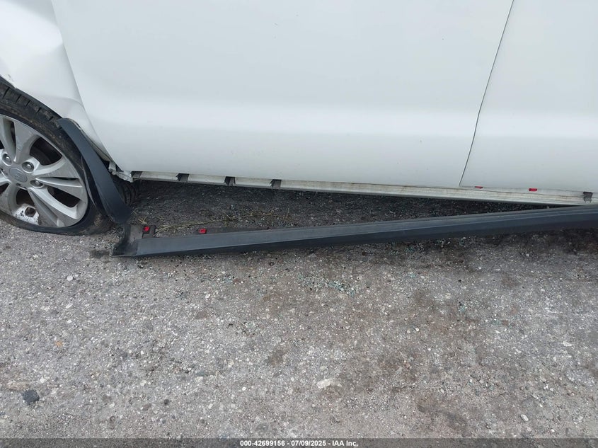 2015 KIA SOUL + - KNDJP3A53F7147974