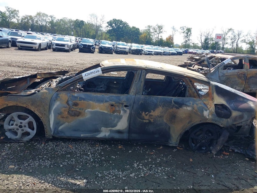 2025 Kia K4 Lxs VIN: 3KPFT4DE2SE116891 Lot: 42699210