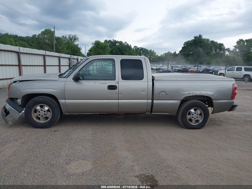 2003 Chevrolet Silverado 1500 Ls VIN: 2GCEC19T031299384 Lot: 42699245