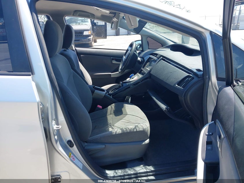 2012 TOYOTA PRIUS VIN: JTDKN3DU8C5423117