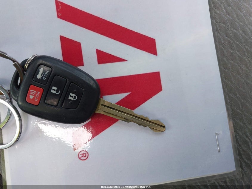 2017 TOYOTA COROLLA LE - 2T1BURHE9HC840121