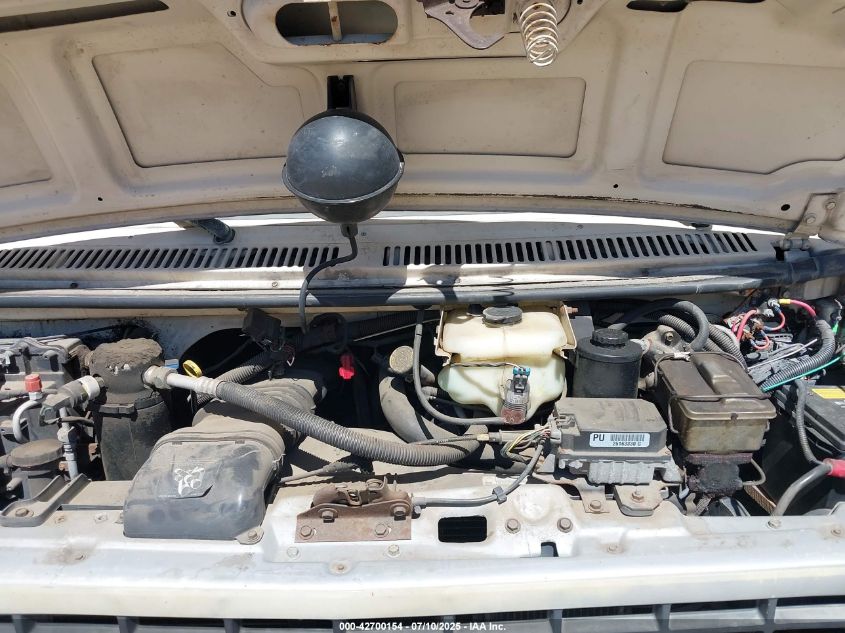 1996 Chevrolet G30 VIN: 1GBJG31K9TF109497 Lot: 42700154